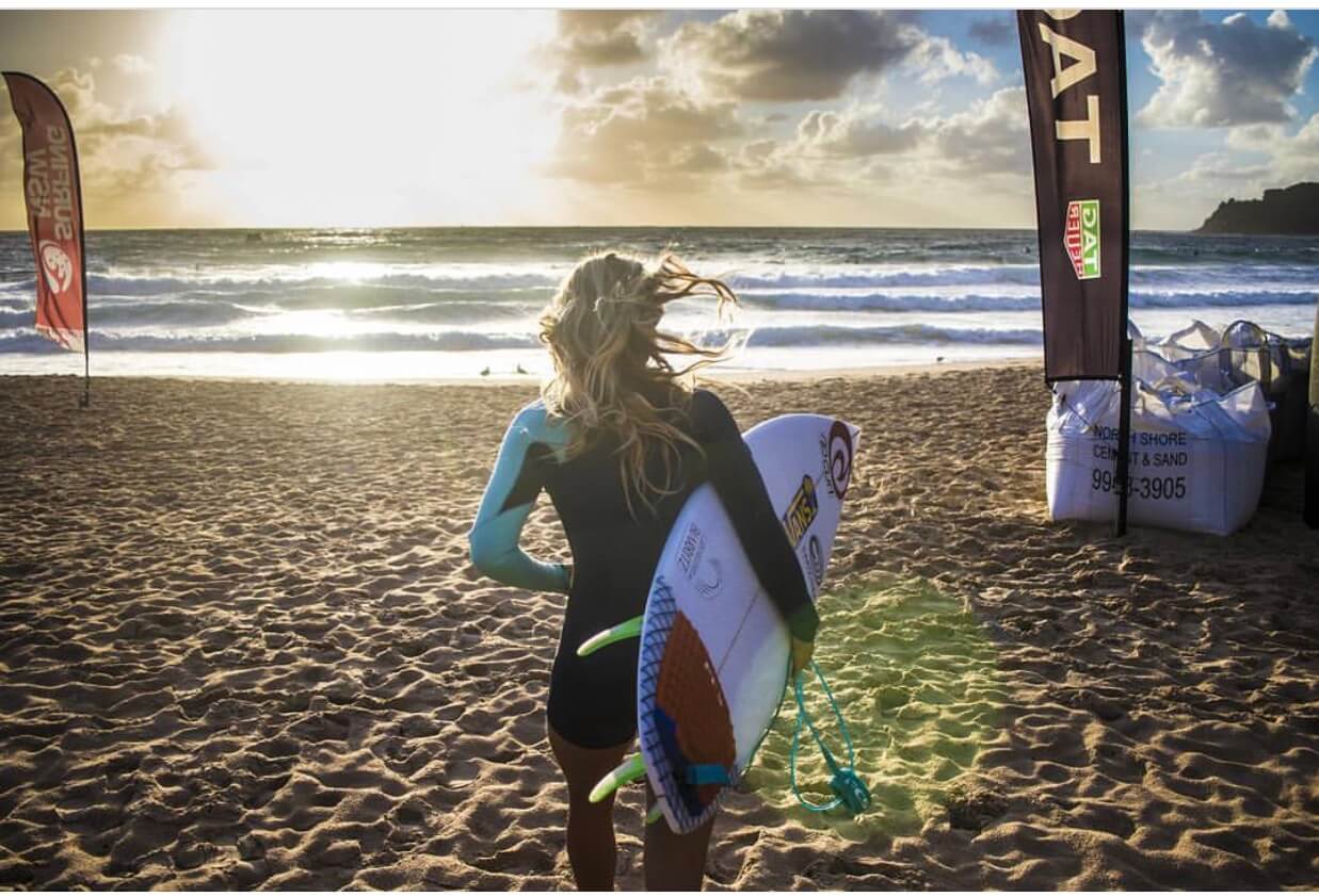 Pauline Ado, Surfeuse Pro image